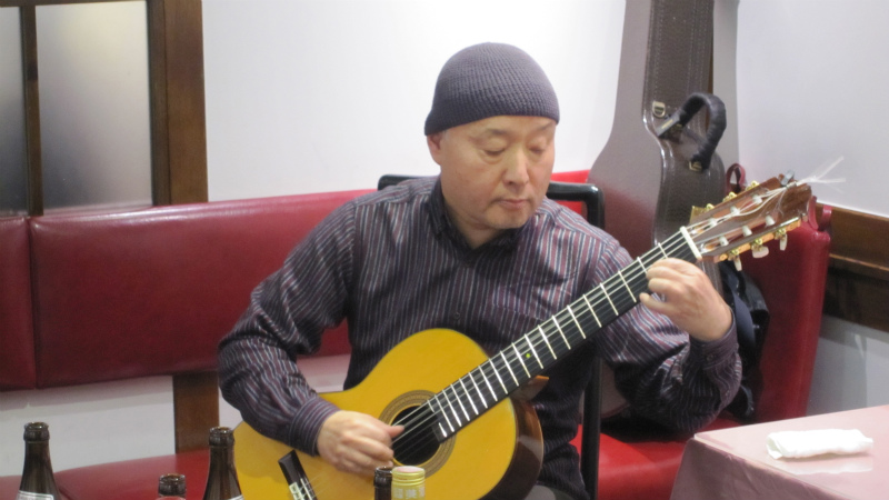 後藤氏演奏画像