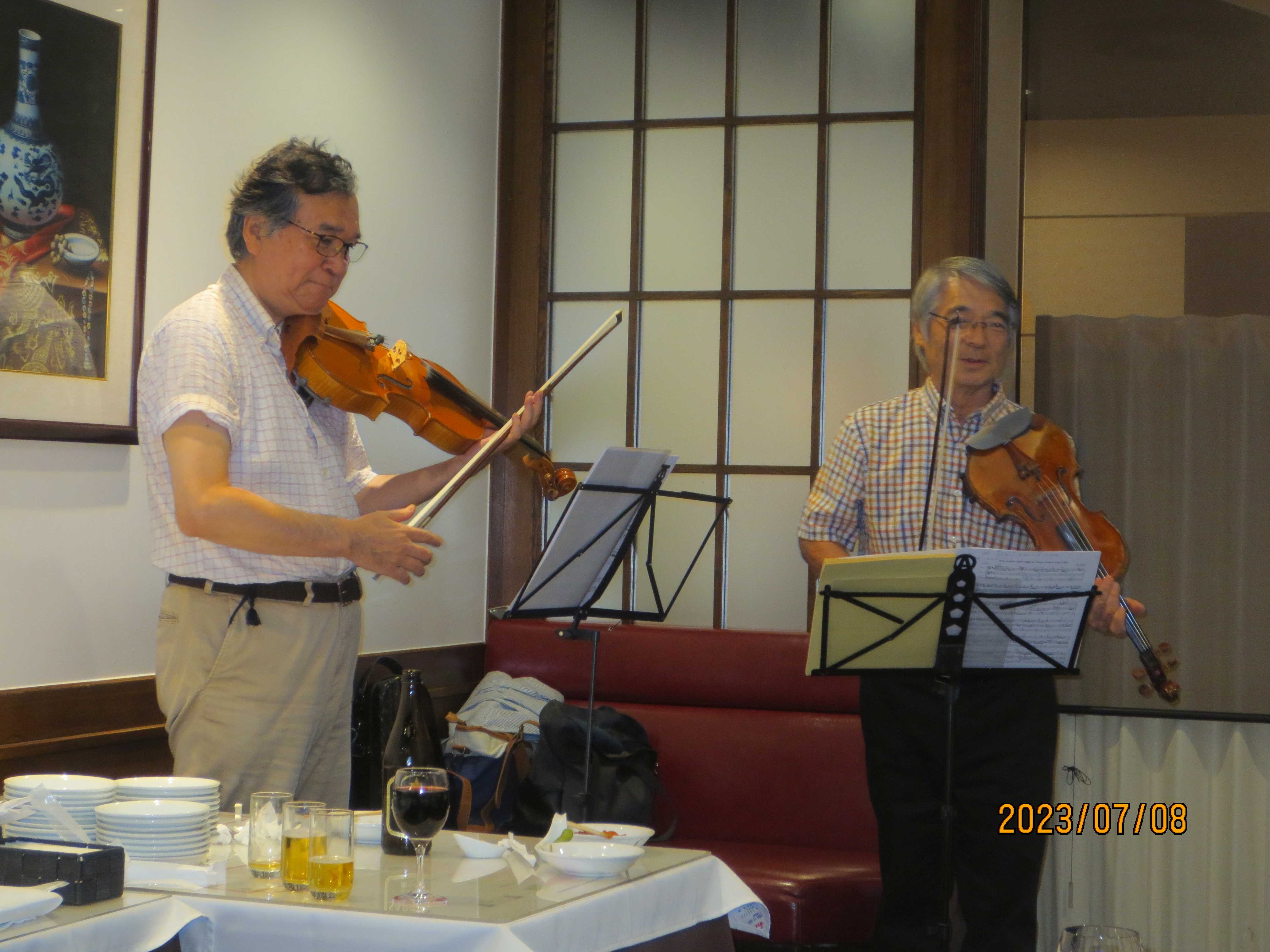 早川氏森川氏画像